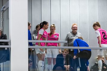 Bild 52 - F Loewinnen Hallen Cup